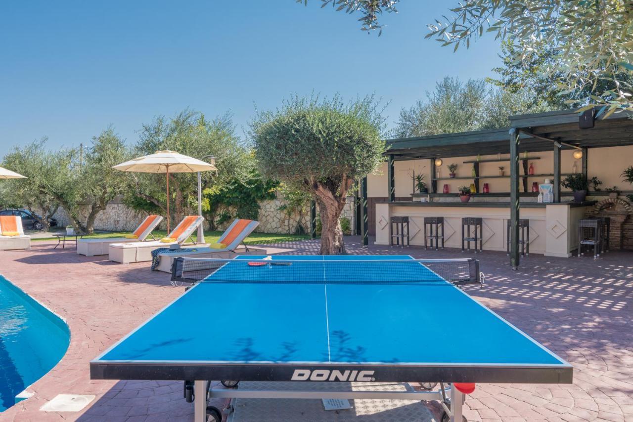 Astarte Villas - Istar Villa With Tennis Court Maherádo Kültér fotó